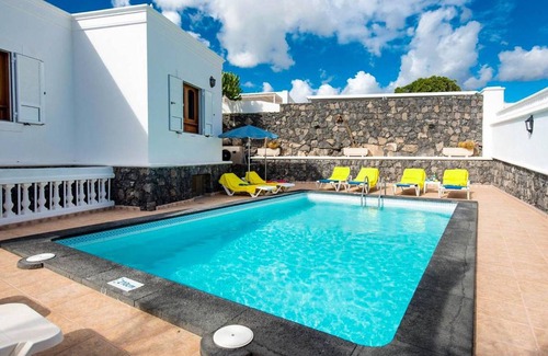Puerto Calero Villa | 220 m² Villa ∙ 4 habitaciones ∙ 8 huéspedes
