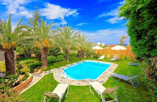 Karteros Villa | 220 m² Villa ∙ 5 habitaciones ∙ 11 huéspedes
