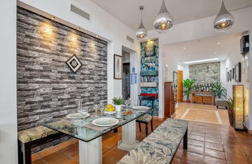 Caserio Los Tarquinos Villa | 220 m² Villa ∙ 6 habitaciones ∙ 15 huéspedes