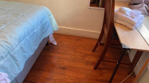 Troy Casa | 2218 N Colorado Double Rooms