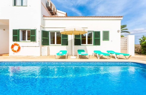 Es Canutells Villa | 225 m² Villa ∙ 4 habitaciones ∙ 8 huéspedes