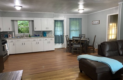 Andrews Casa | 225 The Creek - Peaceful & Cozy