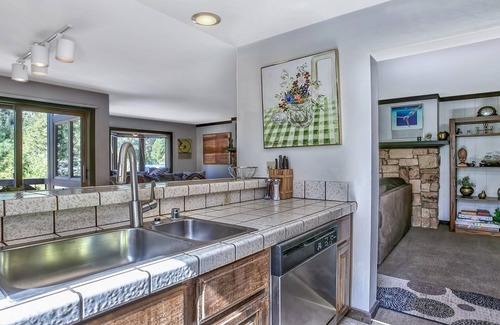 Olympic Valley Condominio | 227 Squaw Valley Road Condo