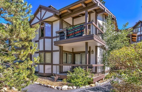 Olympic Valley Condominio | 227 Squaw Valley Road Condo