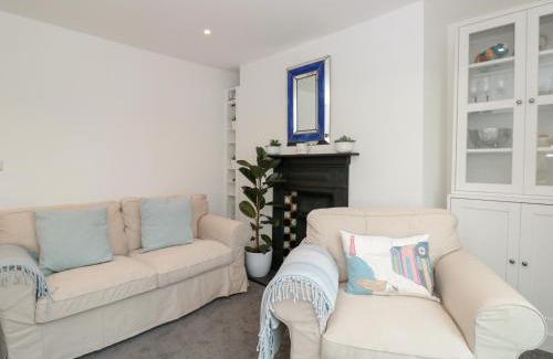 Dartmouth Apartamento | 23 Above Town