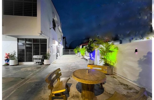 Mak Mandin Casa | ✩ 23 HOUSE ✩ 23号 复古老宅 ✩ Vintage Homestay