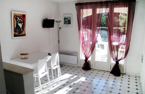 Saint-Cyr-sur-Mer Casa | 23 m² Casa ∙ 1 habitación ∙ 4 huéspedes