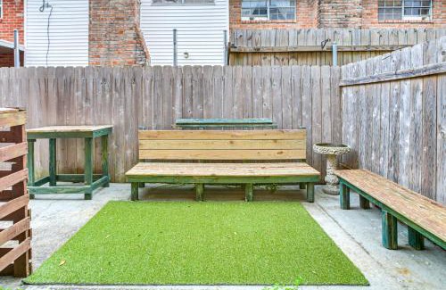 Destrehan Casa | 23 Mi to NOLA Cozy and Quaint Destrehan Townhome