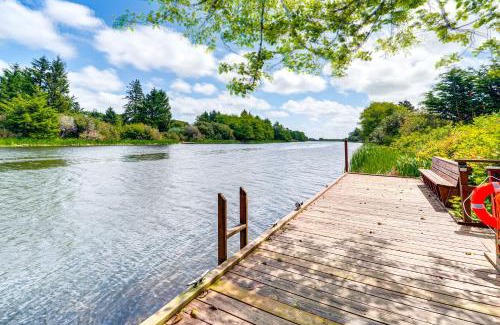 Ocean Shores Apartamento | 23-Mile Canal On-Site Condo in Ocean Shores!