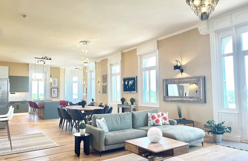 Rozsadomb Apartamento | 23 Ppl Danube Riverfront Panorama Luxury 7-Bed, 5-Bathroom Apartment