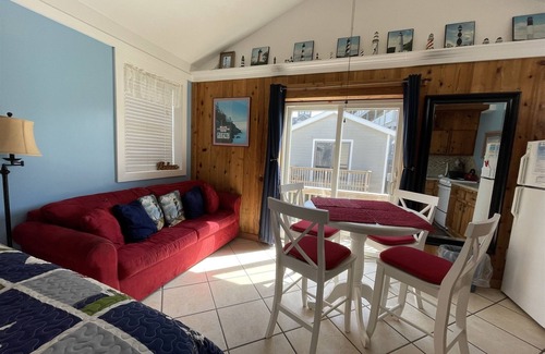 Hatteras Condominio | 23 The Lighthouse 1 Bedroom Condo by RedAwning