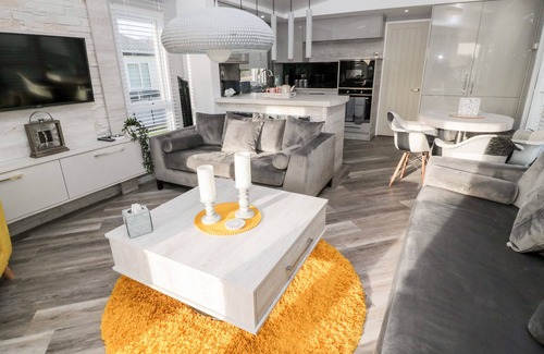 Swarland Casa | 23 VALLEY VIEW, pet friendly in Felton