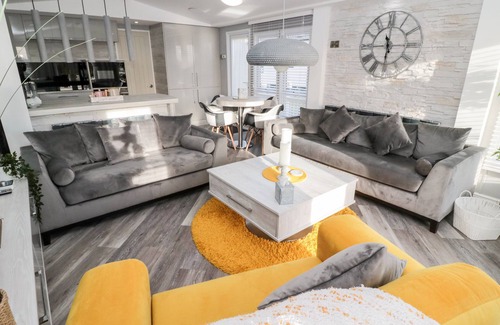 Swarland Casa | 23 VALLEY VIEW, pet friendly in Felton