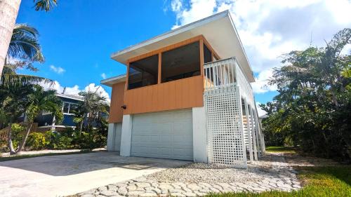 Mid Island Casa | 231 Dundee
