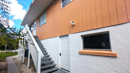 Mid Island Casa | 231 Dundee