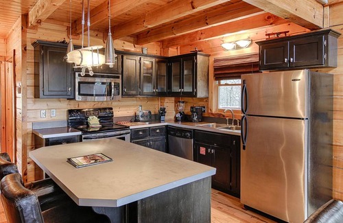 Pigeon Forge Cabina | 239 m² Cabaña ∙ 3 habitaciones ∙ 10 huéspedes