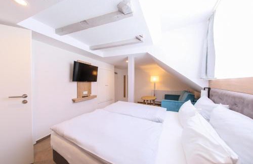 Leer Casa | 24/7 selfcheckin Schmiedestrasse