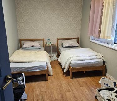 Yeoksam Casa | 24 Guesthouse Gangnam Center - Female only