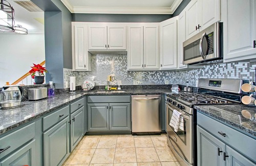 Woodbridge Condominio | 24 Mi to Washington DC: Woodbridge Condo
