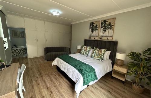 Welkom Casa | 24 on Fuschia