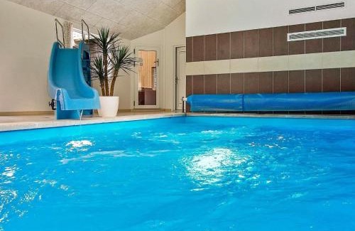 Olpenitz Casa | 24 person holiday home in Hasselberg
