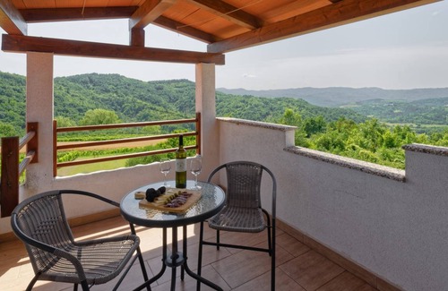 Pagubice Casa | 240 m² Casa ∙ 5 habitaciones ∙ 10 personas