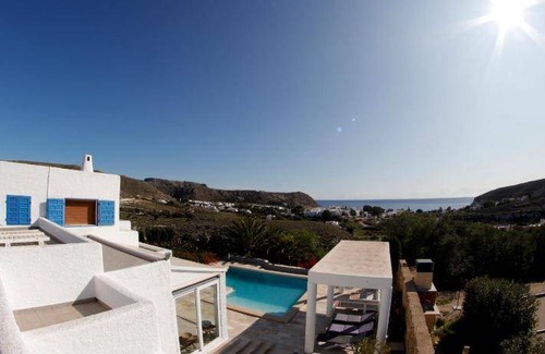 Agua Amarga Villa | 240 m² Villa ∙ 4 habitaciones ∙ 8 huéspedes