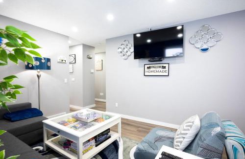 Southeast Calgary Casa | 240 Spacious Modern Home W Ac