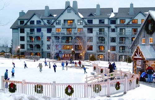 Stratton Mountain Condominio | 2400 sf 4BR/4BA STRATTON CONDO. Walk to Village. Pool, spa, sauna, game room.