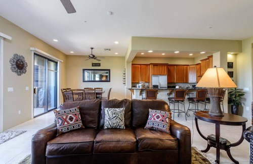 Troon North Villa | ¡Casa de lujo de 2450 pies cuadrados con campo de golf y vistas a la montaña!