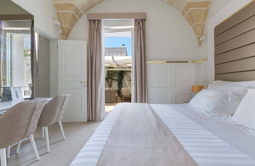 Diso Cama Y Desayuno | 2493 Acquaviva Suites - Matrimoniale Standard