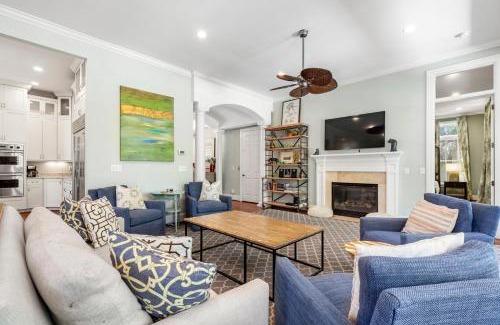 West Beach Casa | 24B Eugenia Avenue by Akers Ellis Rentals