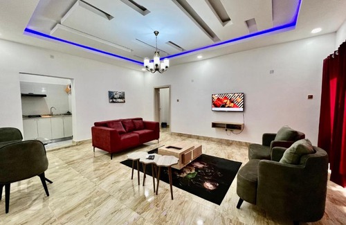 Utako Apartamento | 24Hrs LIGHT & AC, WIFI & KITCHEN put FURNISHED APARTMENTS on Google & TALK TO US -BQ 25K, 1BEDRM FLAT 40k, 50k, 60k, 70k PENTHOUSE 50k, 60k 2BEDRM FLATS 90k, 100k 3BEDRM FLAT 90k,150k Per nit