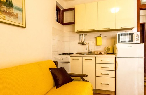 Razanj Apartamento | 25 m² Apartamento ∙ 1 habitación ∙ 2 huéspedes