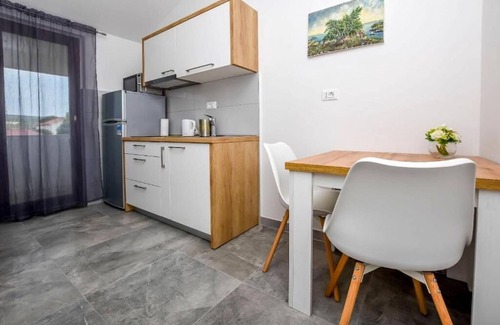 Rogoznica Apartamento | 25 m² Apartamento ∙ 1 habitación ∙ 2 huéspedes
