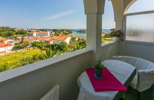 Rab Apartamento | 25 m² Apartamento ∙ 2 huéspedes