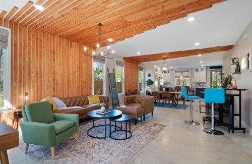 Joffre Apartamento | 25% Off New Lux Home + Mini Pool & Game Room