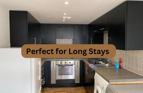 Woolwich Apartamento | 25 PERCENT OFF Monthly Stays 2Bed Serviced Apartment London Business & Family Guests Free WIFI & NETFLIX Sleeps 4!