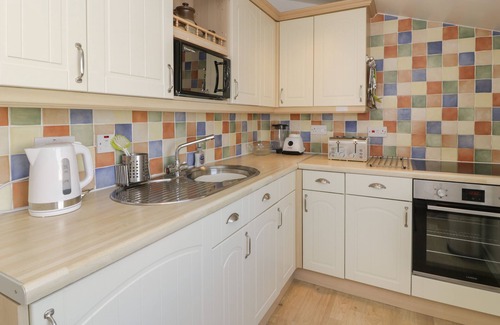 Borth-y-Gest Cabaña | 25 South Snowdon Wharf