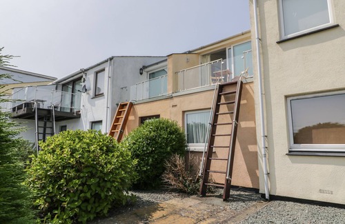 Borth-y-Gest Cabaña | 25 South Snowdon Wharf