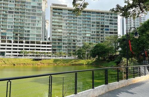 Taman Mount Austin Apartamento | 25 -Stylish Black Modern Retreat at Mount Austin,JB