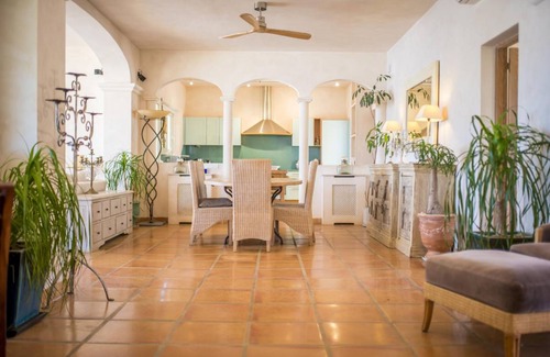 Sant Josep de sa Talaia Villa | 250 m² Villa ∙ 2 habitaciones ∙ 2 huéspedes