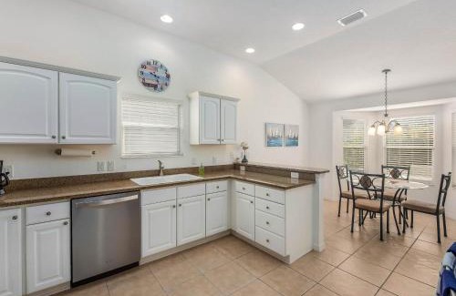 Hadley Casa | 2537 Z3b VILLAGE OF HADLEY by REMAX Premier