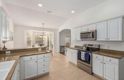 Hadley Casa | 2537 Z3b VILLAGE OF HADLEY by REMAX Premier