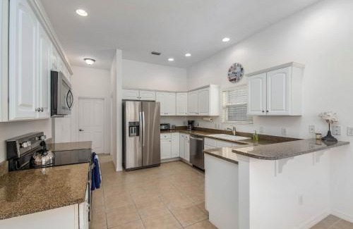 Hadley Casa | 2537 Z3b VILLAGE OF HADLEY by REMAX Premier