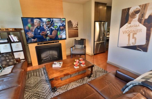Walla Walla Casa | 255 Sumach · Beautiful Townhouse, Walk to Town, Rooftop Lounge