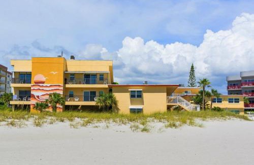 Madeira Beach Casa | 256 Surf Song Resort