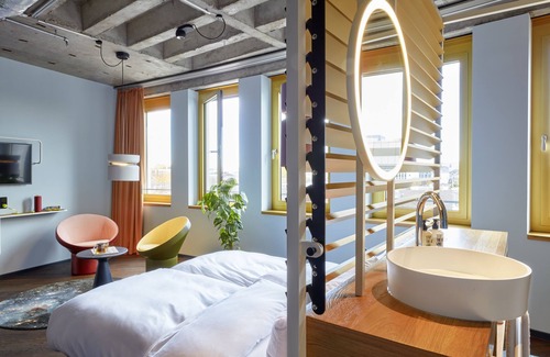 Altstadt-Nord Hotel | 25hours Hotel The Circle