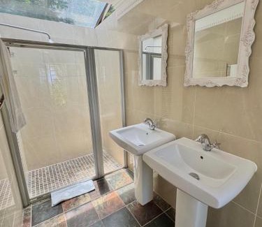 Sheffield Beach Casa | 26 Colwyn Drive , Sheffield