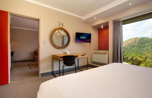 Madeteleli Hotel | 26 Degrees South Bush Boho Hotel